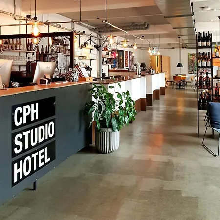 Отель Cph 3*